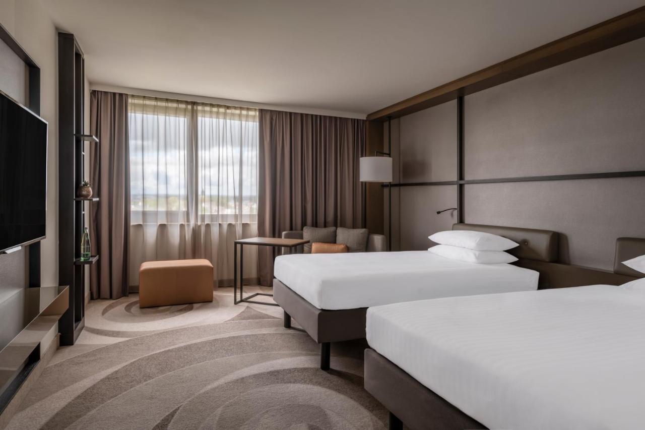 Stuttgart Marriott Hotel סינדלפינגן מראה חיצוני תמונה