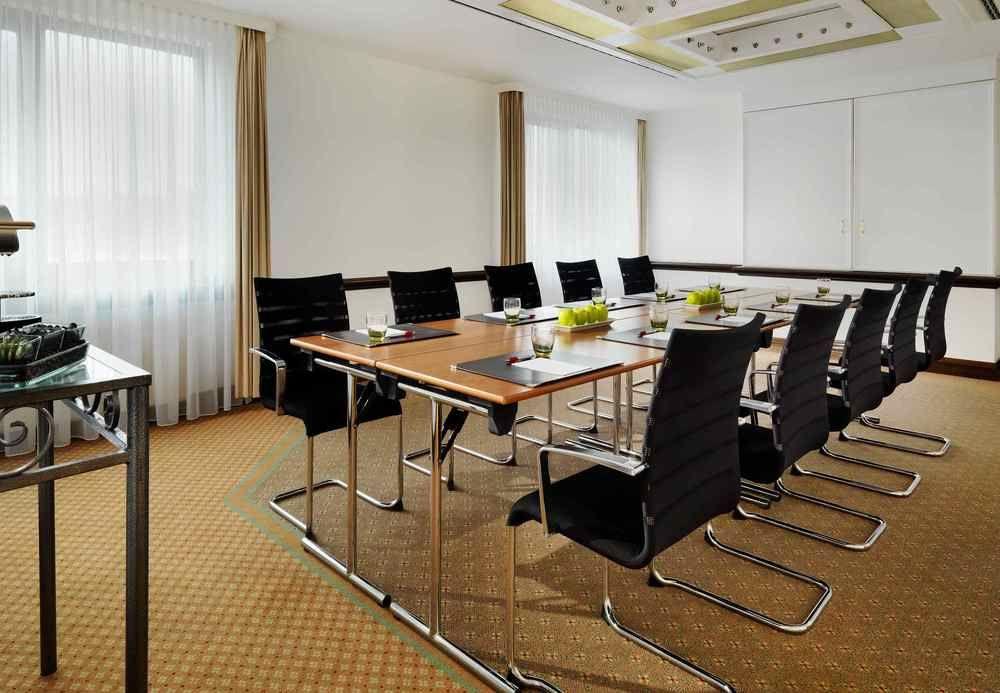Stuttgart Marriott Hotel סינדלפינגן מראה חיצוני תמונה