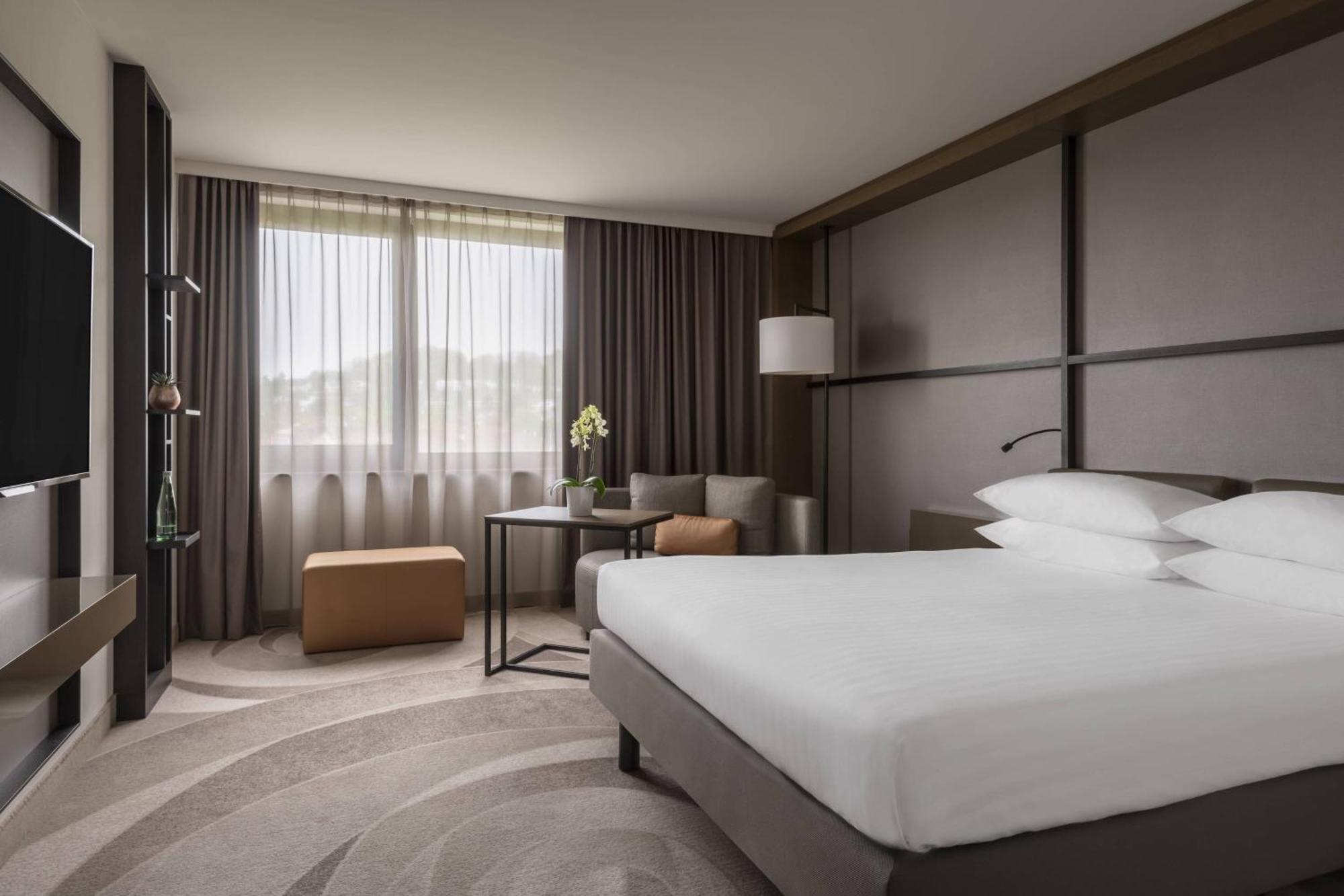 Stuttgart Marriott Hotel סינדלפינגן מראה חיצוני תמונה