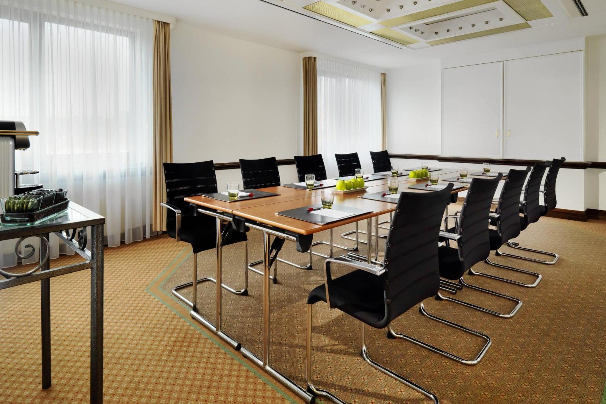Stuttgart Marriott Hotel סינדלפינגן מראה חיצוני תמונה