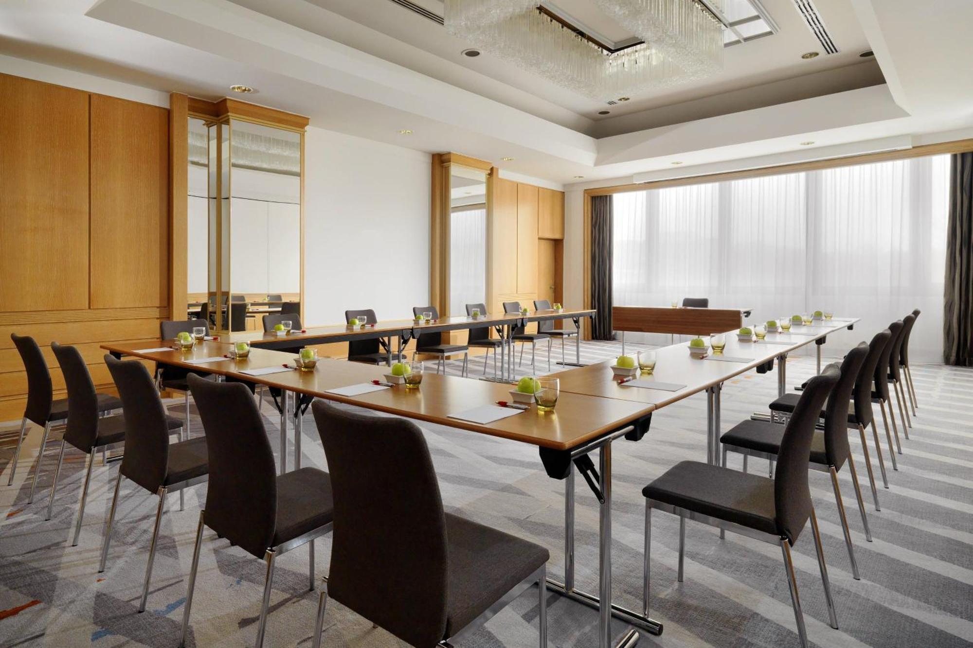 Stuttgart Marriott Hotel סינדלפינגן מראה חיצוני תמונה