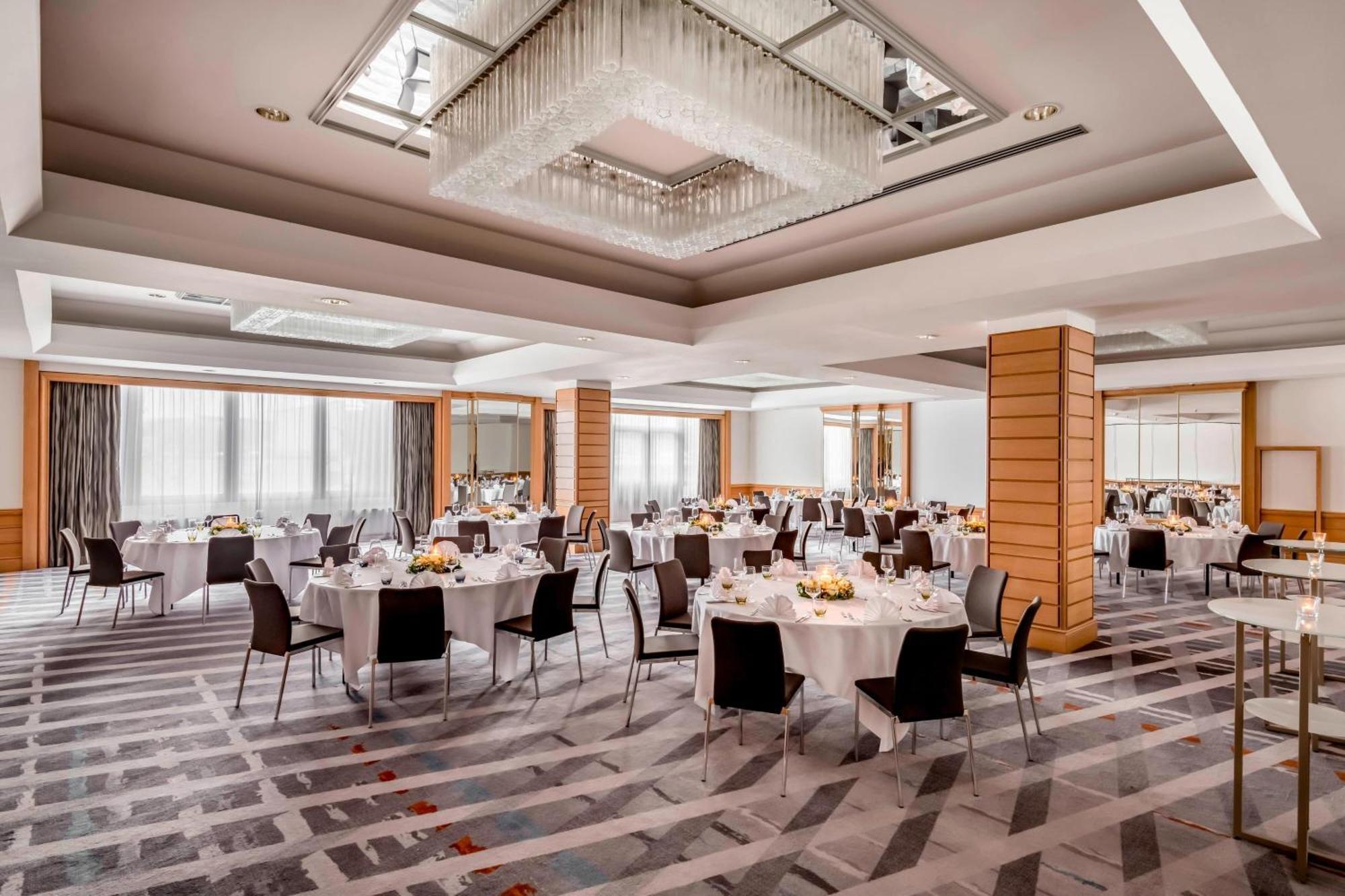 Stuttgart Marriott Hotel סינדלפינגן מראה חיצוני תמונה